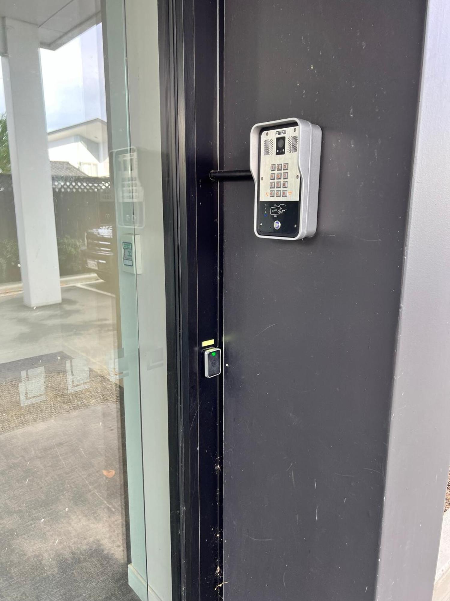 Latimer Loft - Christchurch Holiday Homes 외부 사진