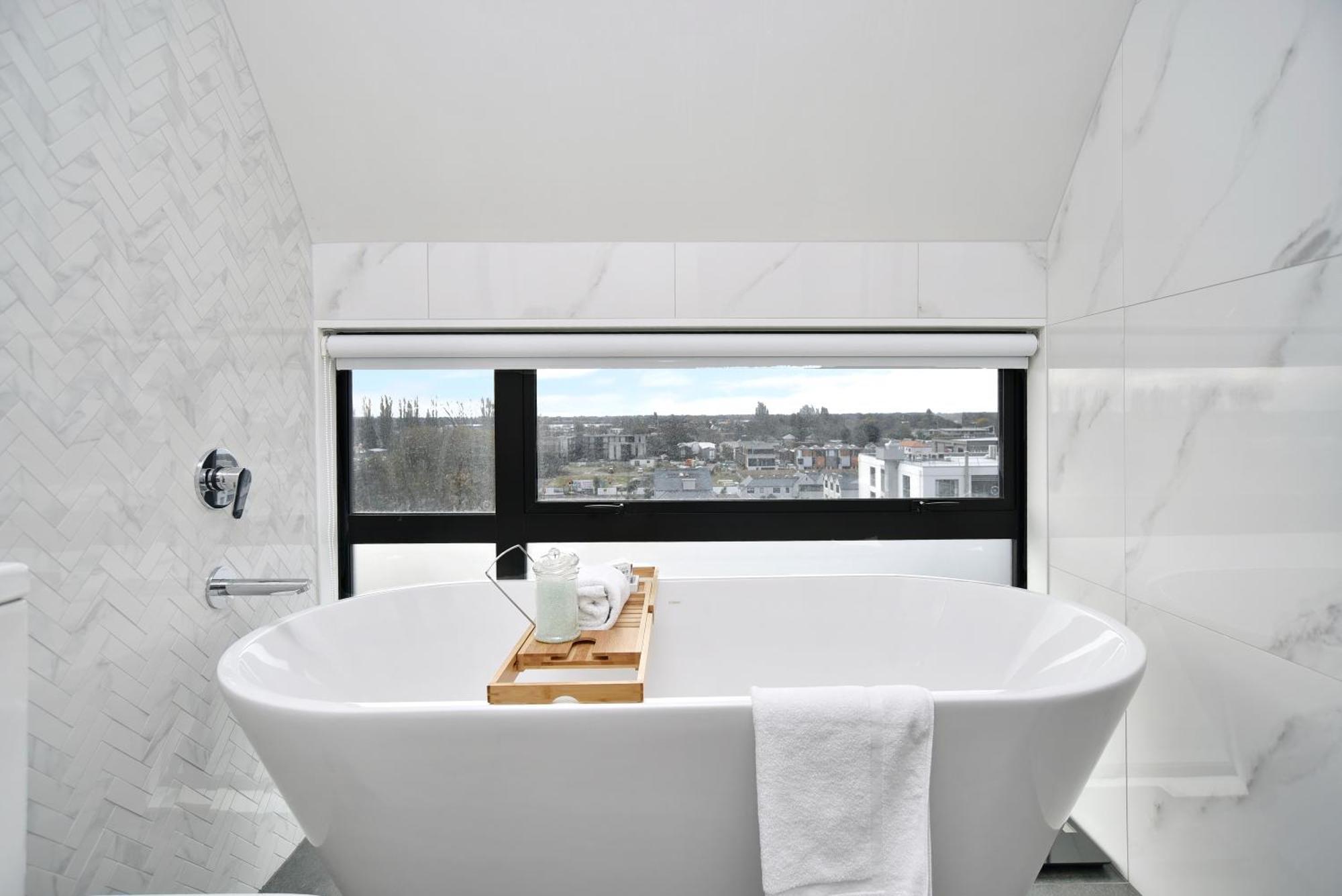 Latimer Loft - Christchurch Holiday Homes 외부 사진